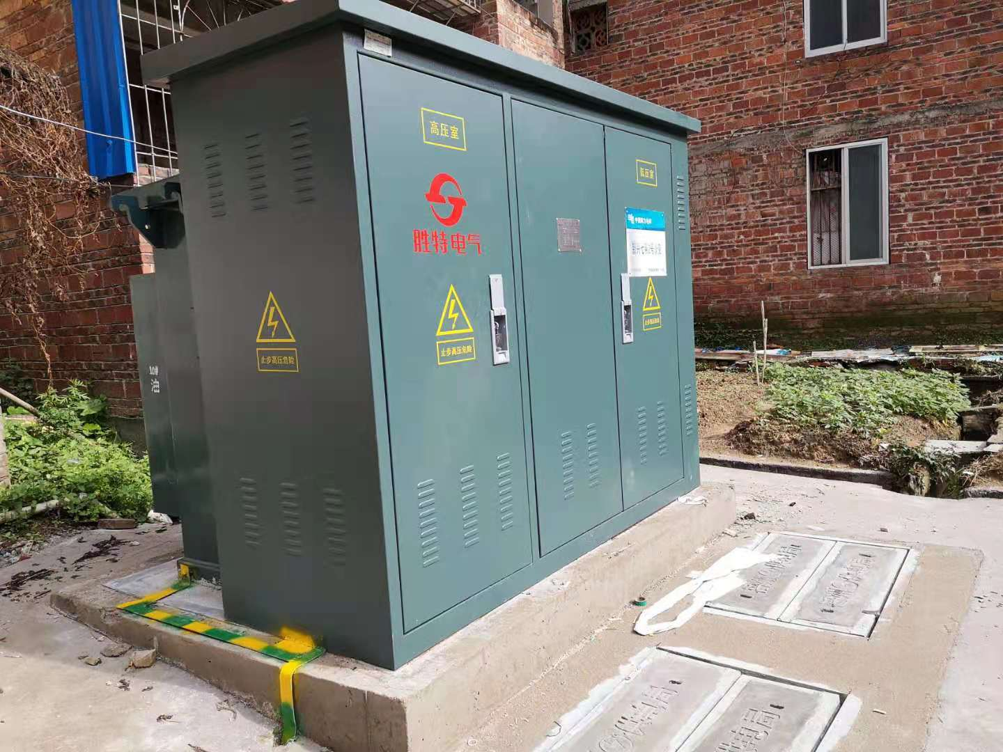 Installazione di trasformatori a scatola in stile europeo nella comunità di Guangxi (3)